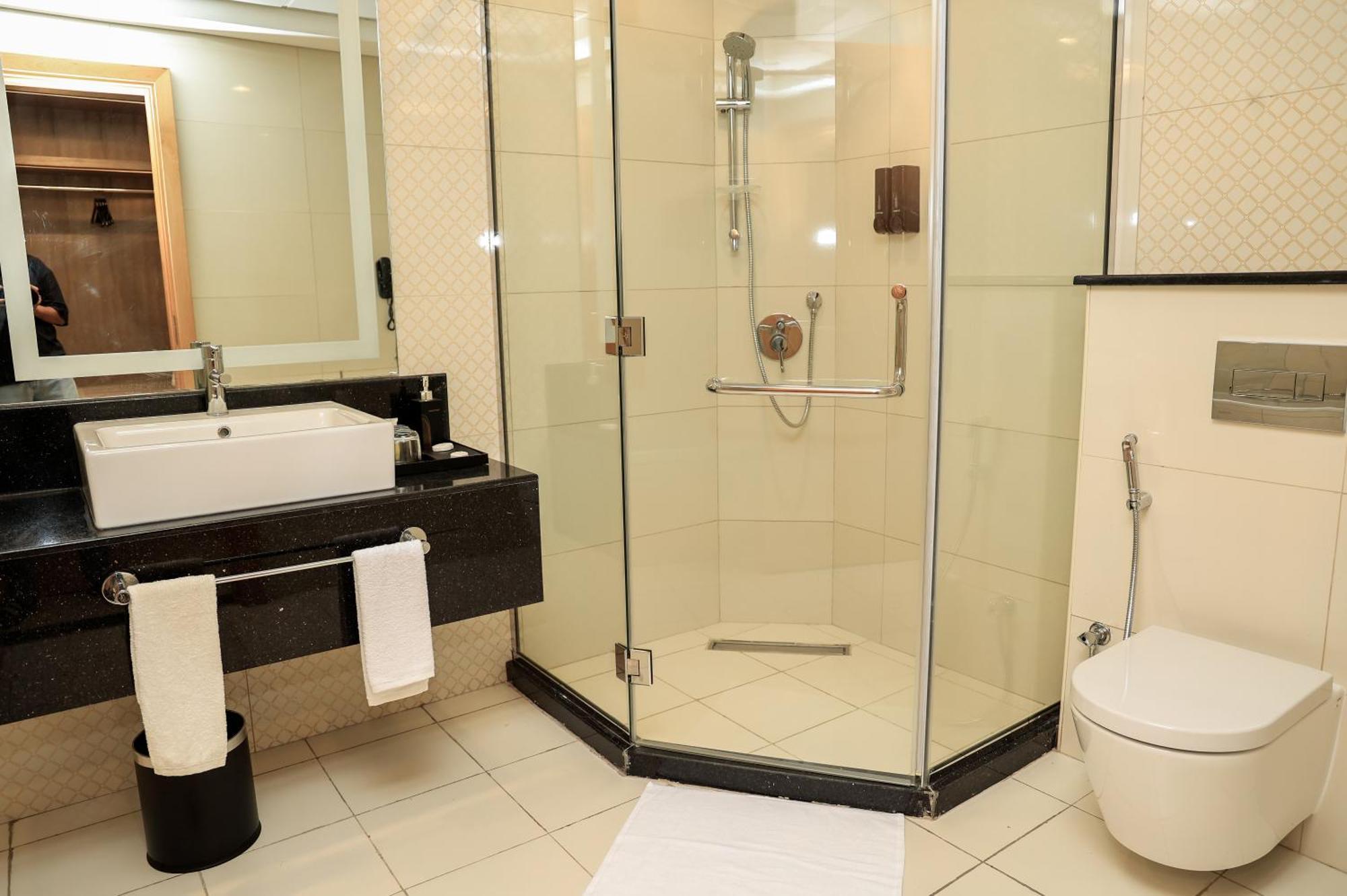 Best Western Premier M Four Hotel ドバイ エクステリア 写真