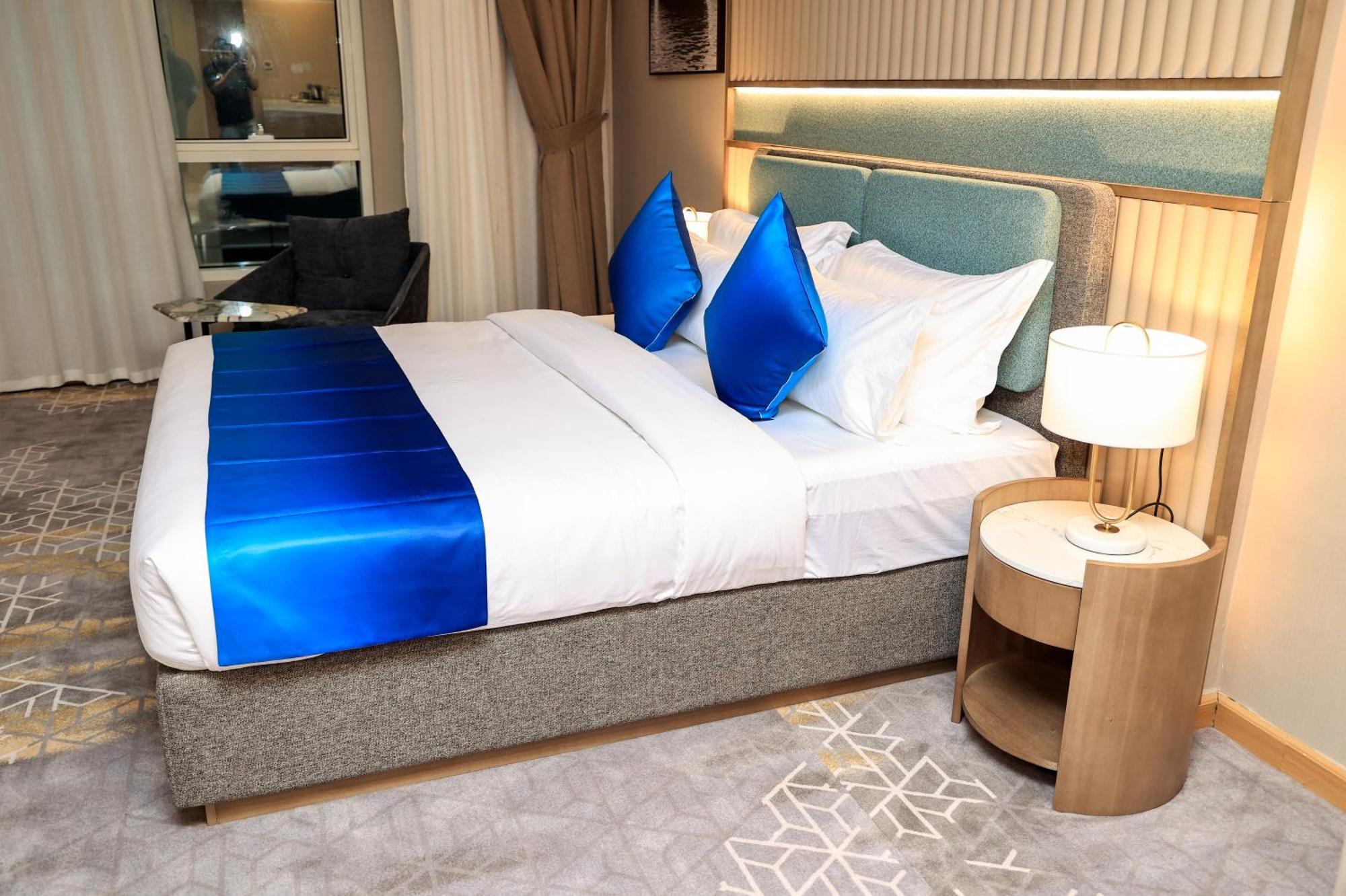 Best Western Premier M Four Hotel ドバイ エクステリア 写真