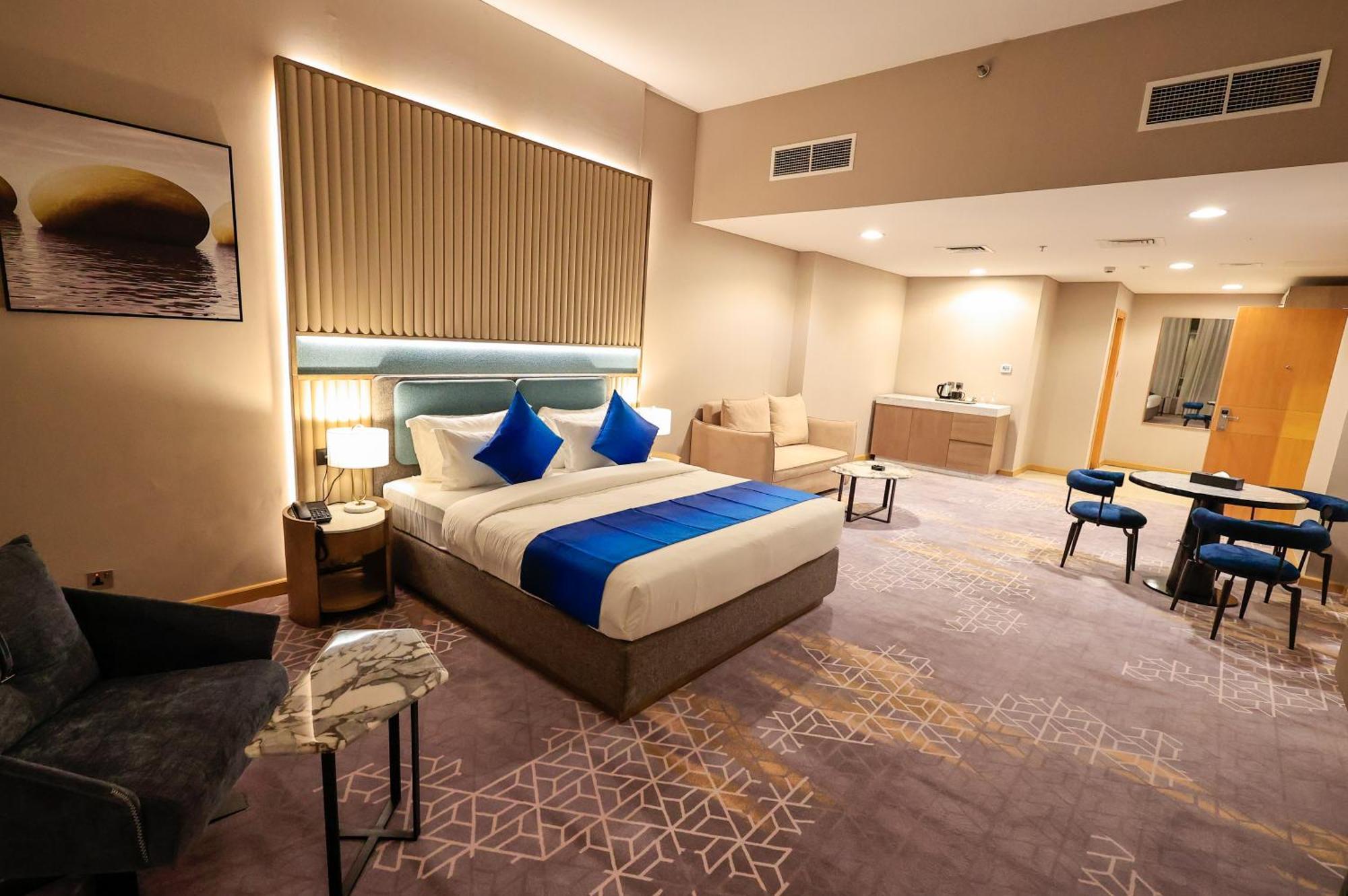 Best Western Premier M Four Hotel ドバイ エクステリア 写真